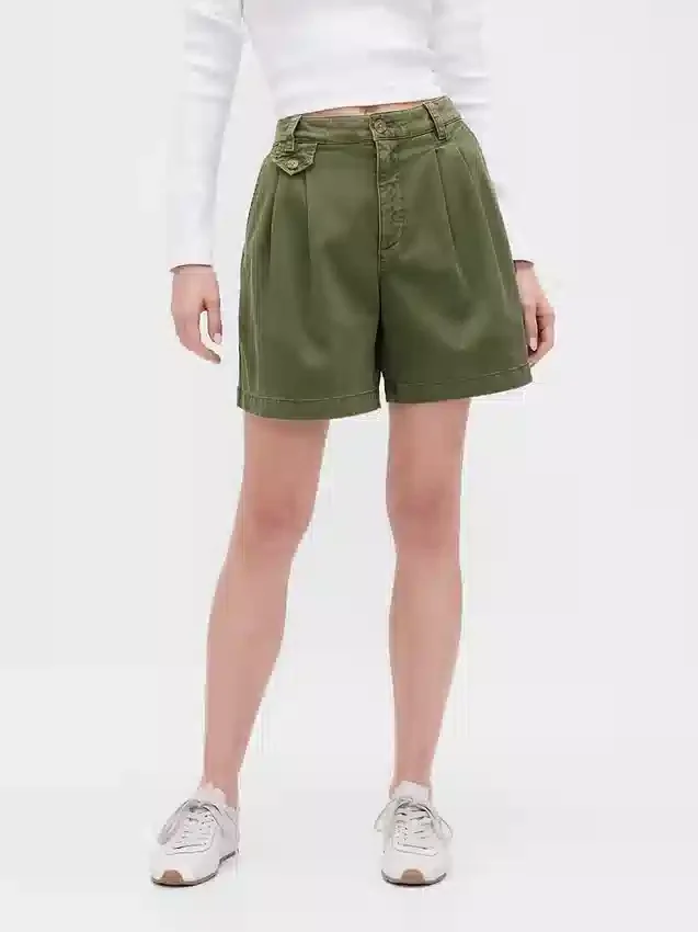 6" Mid Rise Twill Pleated Trouser Shorts