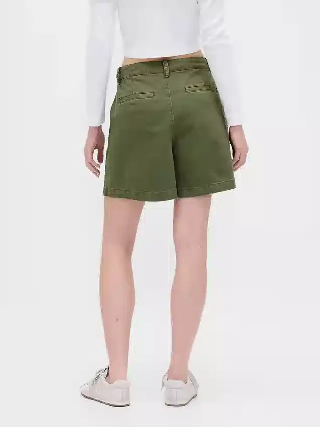 6" Mid Rise Twill Pleated Trouser Shorts