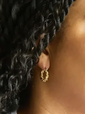 Admiral Row Gold Oval Twist Hoop Earrings