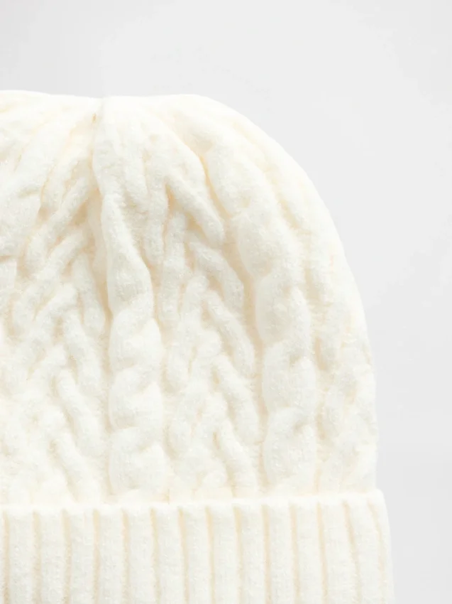 Cashsoft Cable-Knit Beanie