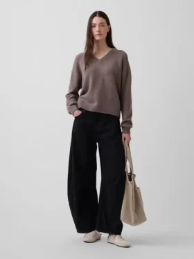 Cashsoft Oversized V-Neck Sweater
