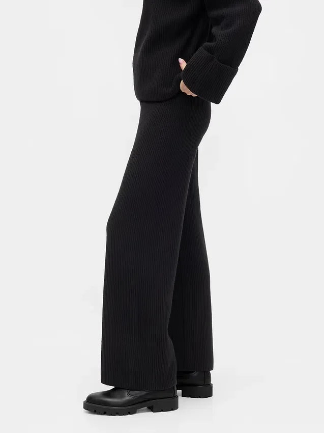 Cashsoft Shaker-Stitch Sweater Pants