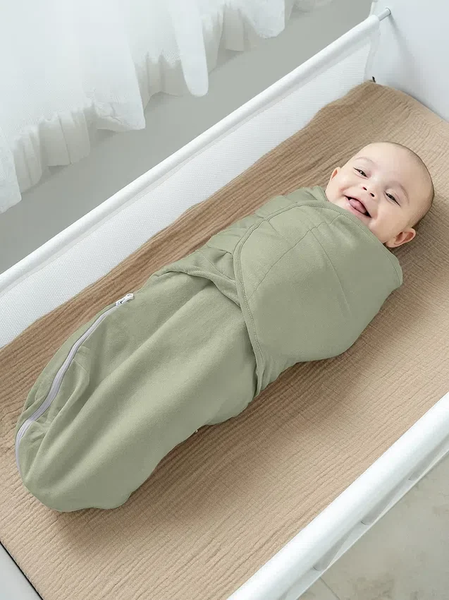 Comfy Cubs Easy Swaddle Blankets with Zipper