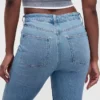 Curvy High Rise '90S Slim Straight Jeans