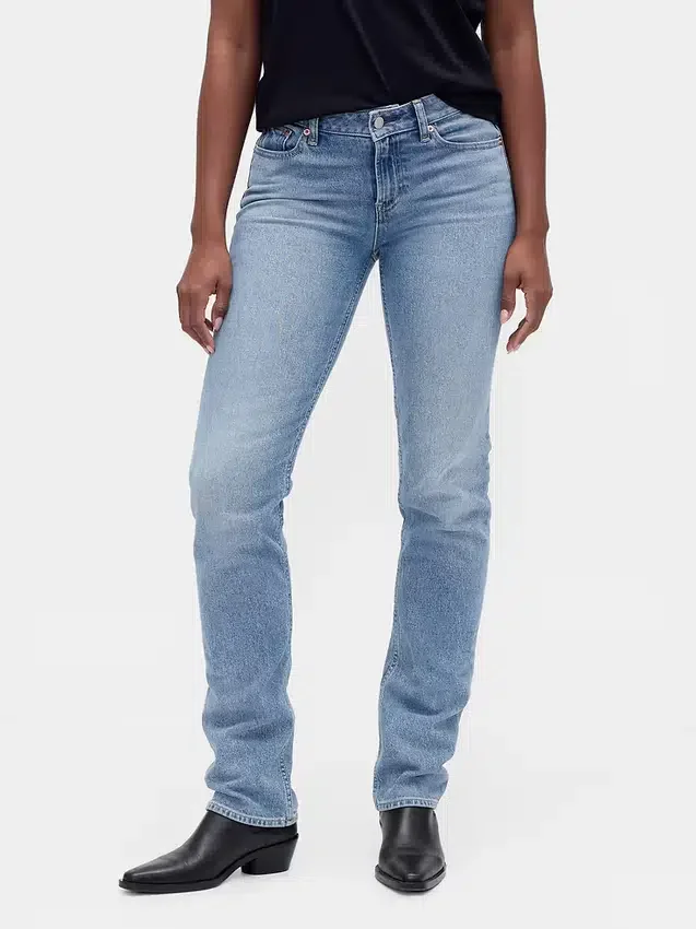 Curvy Low Rise '90S Slim Straight Jeans
