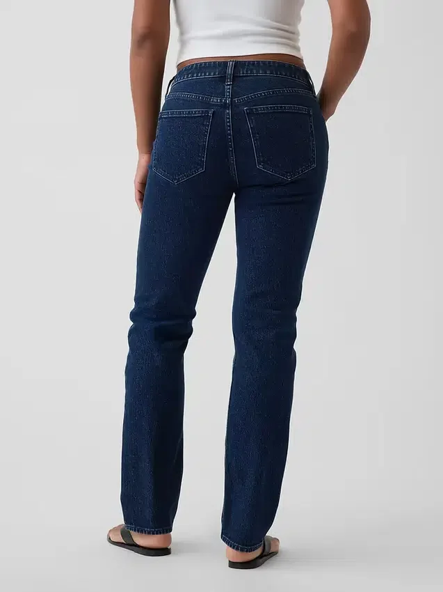 Curvy Low Rise '90S Slim Straight Jeans