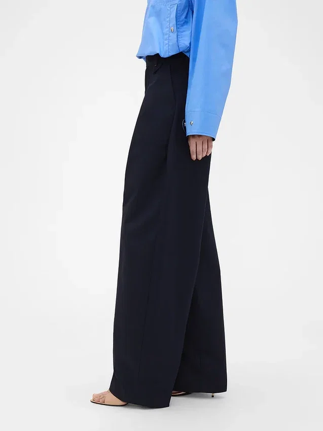 Gap × Victoria Beckham High Rise Pleated Arc Trouser