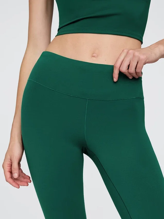 Gapfit Smooth High Rise Crop Leggings