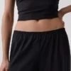 Gapfit Tech Low Rise Relaxed Easy Pants