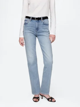 High Rise ’90S Slim Straight Jeans