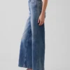 High Rise Stride Wide-Leg Ankle Jeans