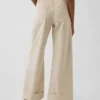 High Rise Stride Wide-Leg Ankle Jeans