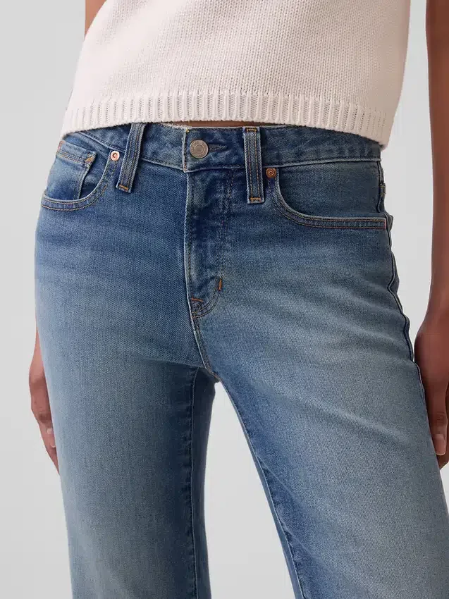 Low Rise Long & Lean Crop Jeans