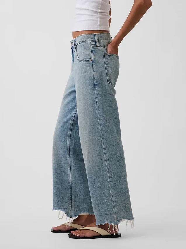 Low Slung Relaxed Crop Jeans