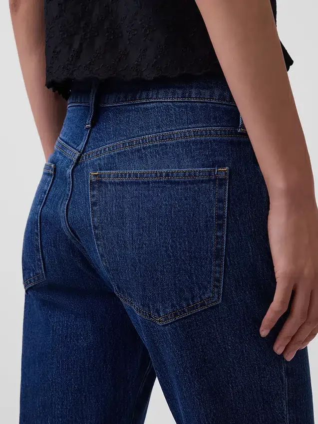 Mid Rise Relaxed Boot Jeans
