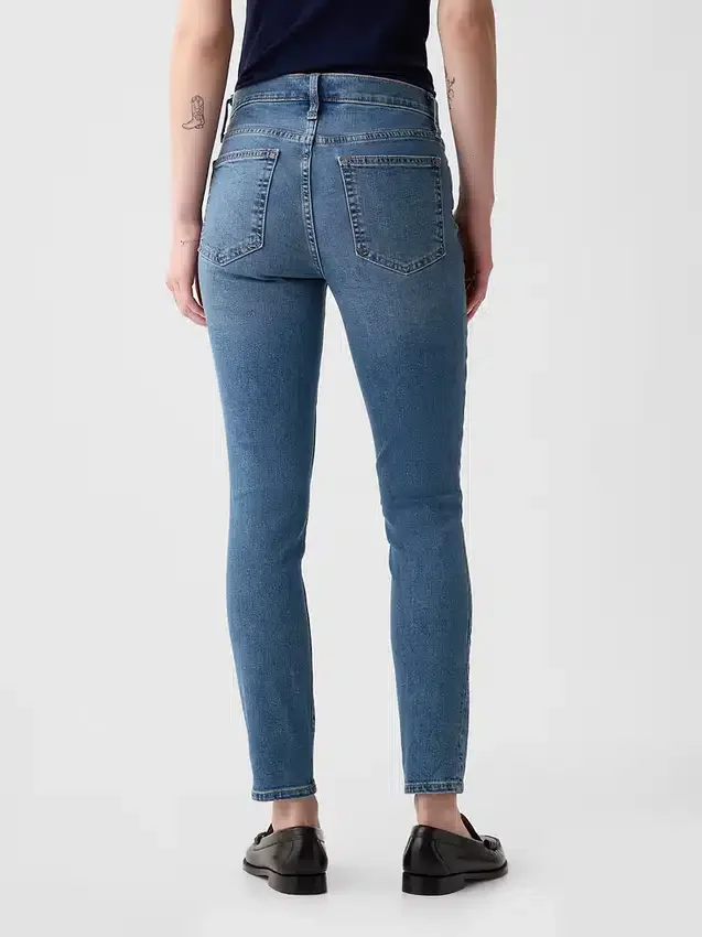 Mid Rise True Skinny Jeans