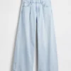 Mid Rise Ultrasoft Pleated Baggy Jeans