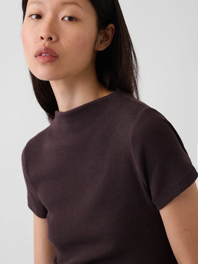 Modern Rib Mockneck Crop T-Shirt