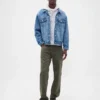 Relaxed Straight Jeans
