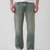Relaxed Straight Jeans