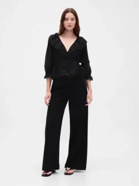 Ruffle Collar V-Neck Top