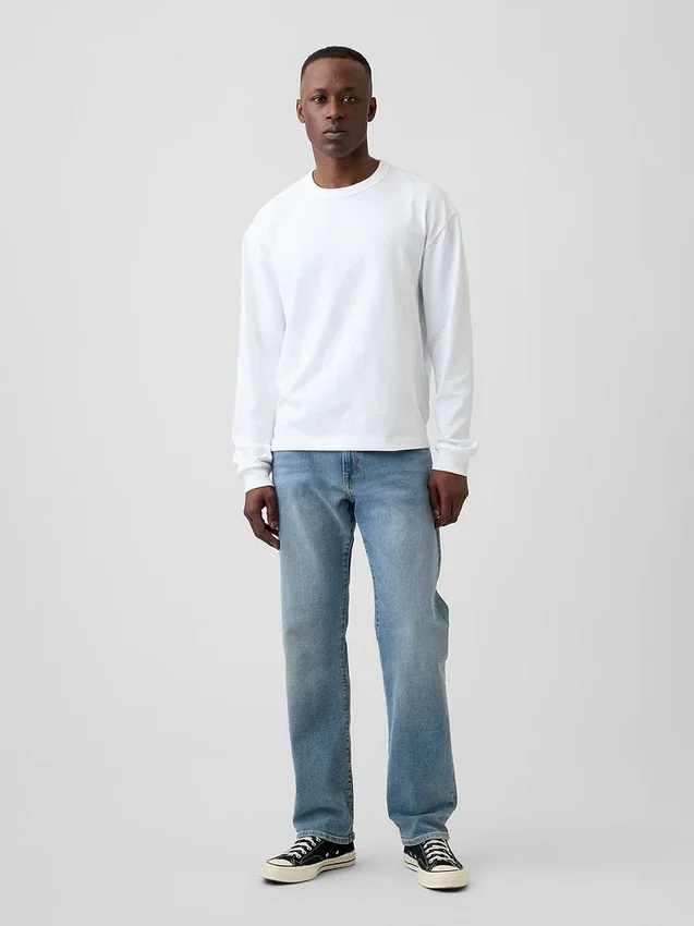 Straight Jeans