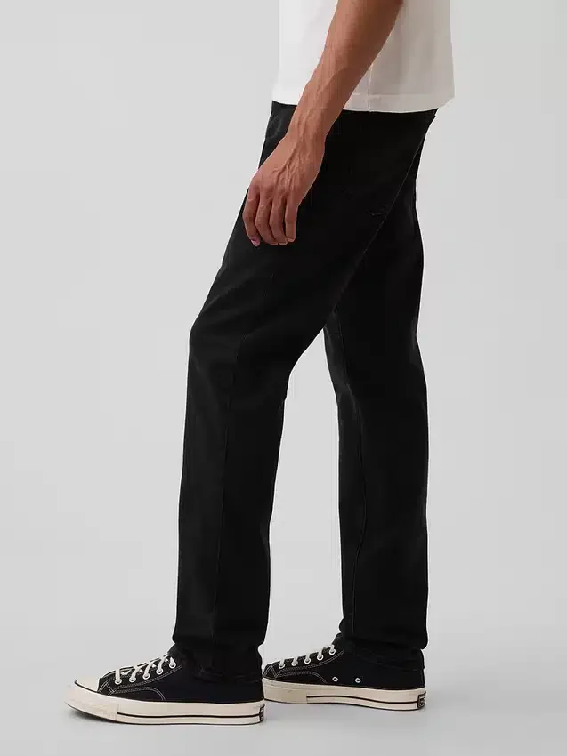 Straight Jeans