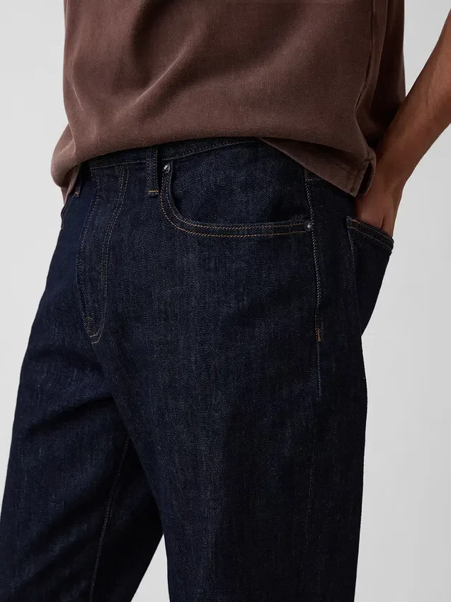 Straight Jeans